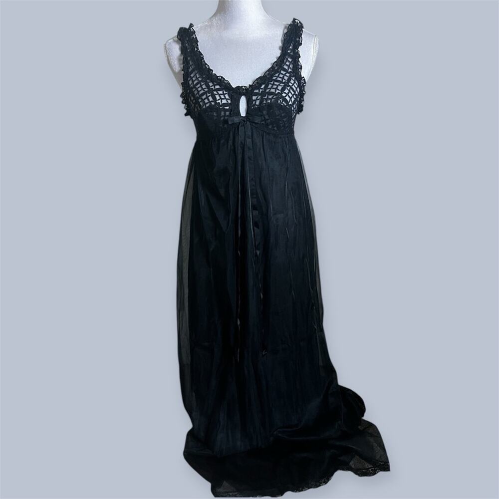 Vintage 60s 70s St. Michaels black lace full length slip nightgown size 34
